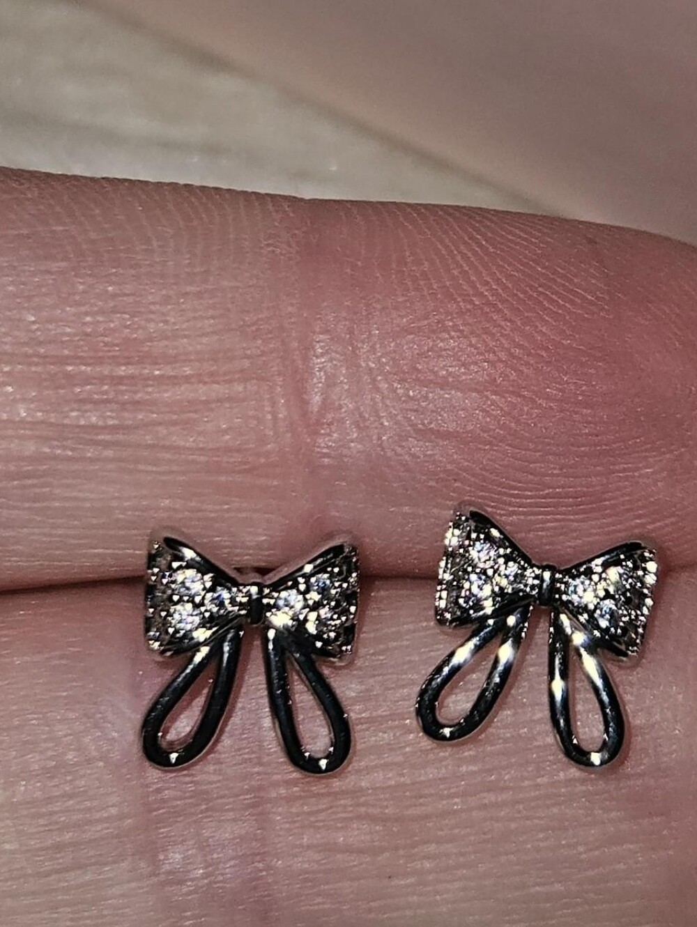 Bunnies & Bows Earrings - Picture 5 of 7